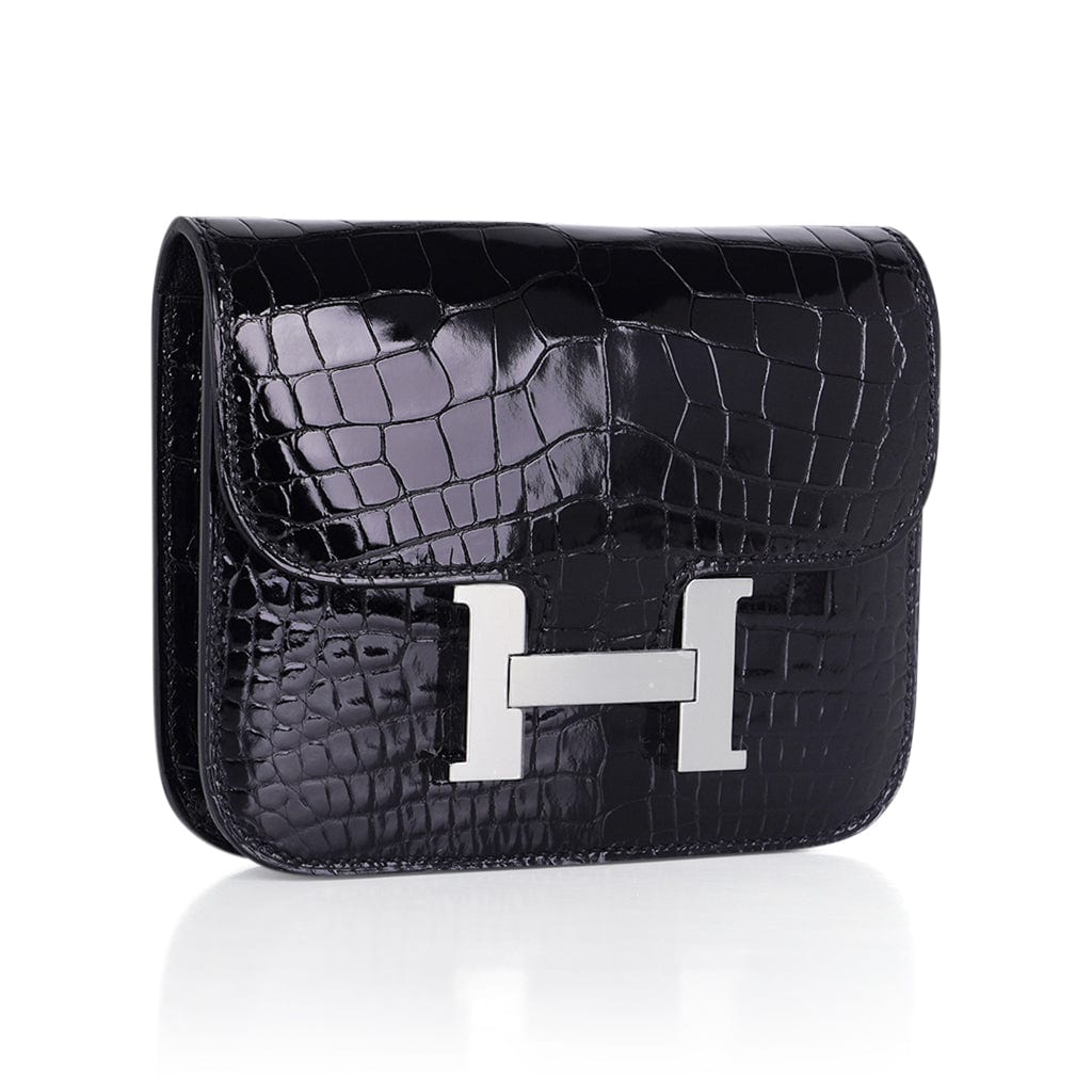 Hermes Loulis Slim Compact Wallet Chevre Black Gold Metal Fittings