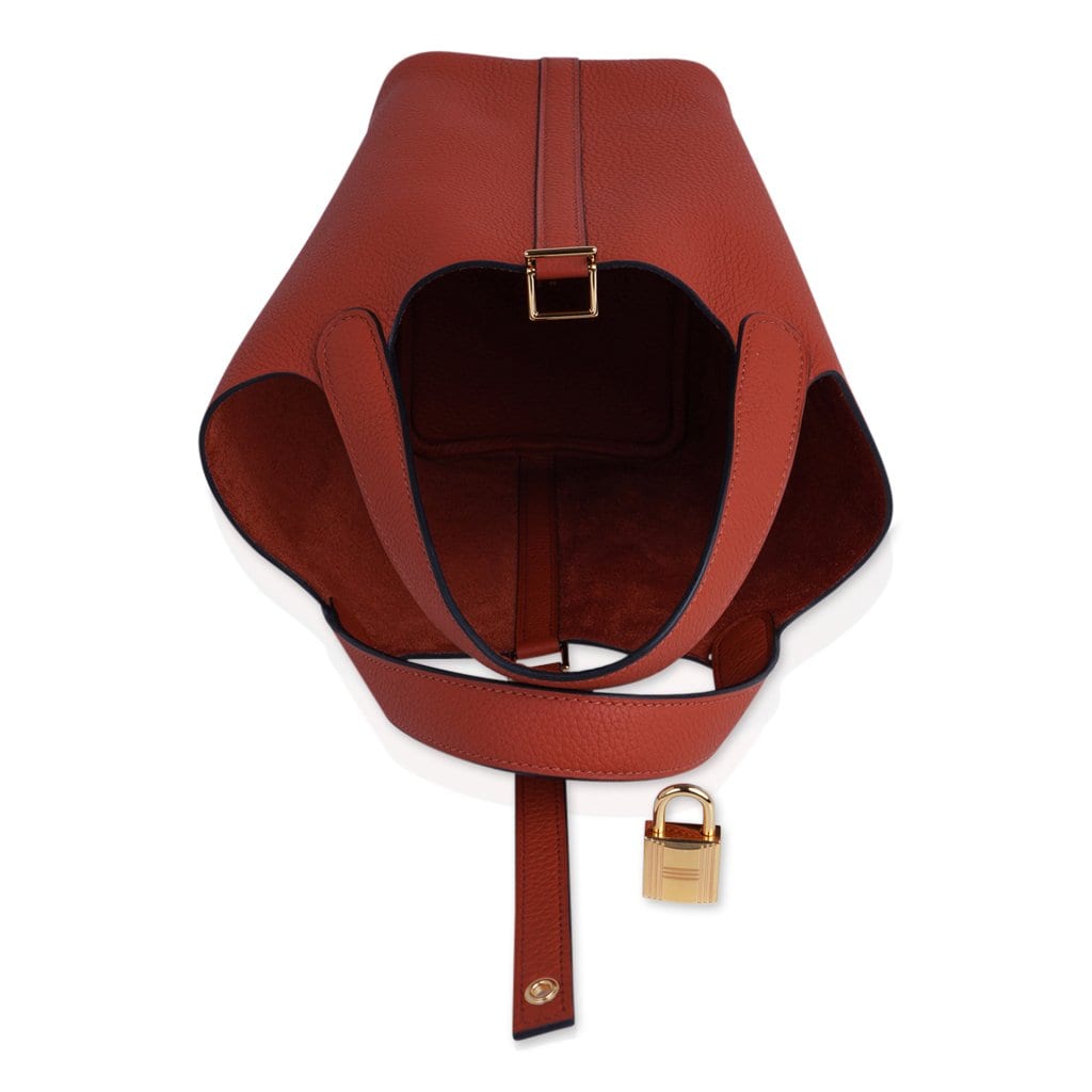 Hermès Rouge Sellier Picotin 18 Gold Hardwares
