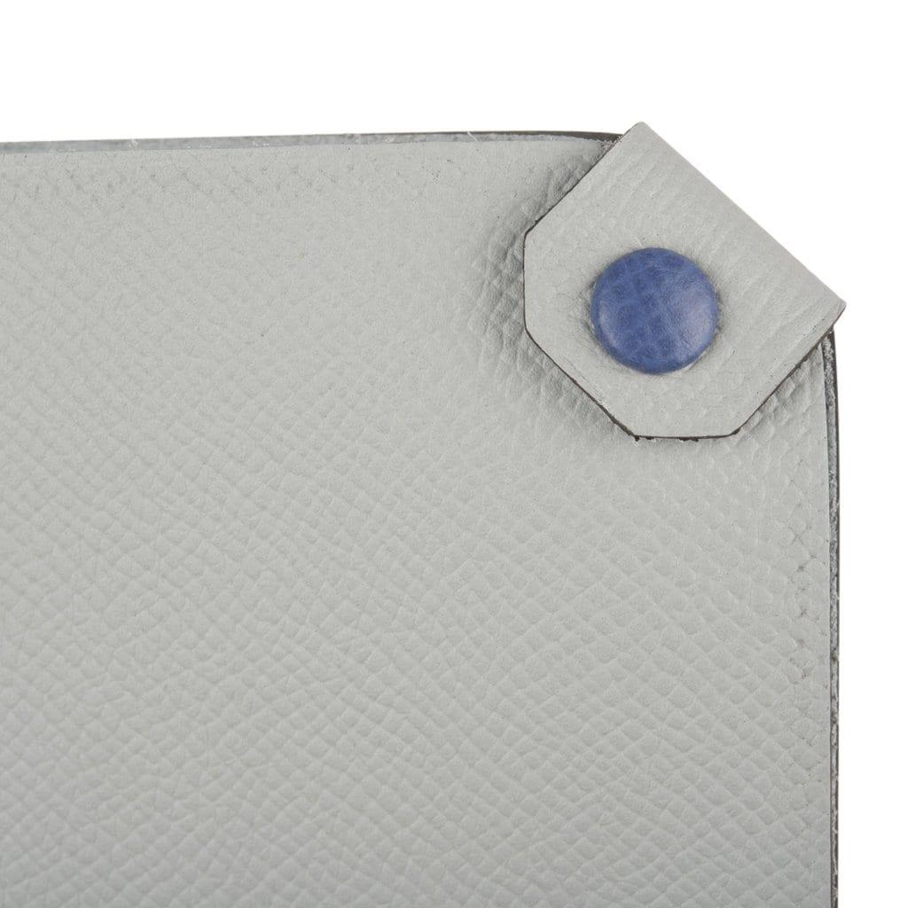 HERMES-Leather-Tarmac-PM-Passport-Case-Blue – dct-ep_vintage