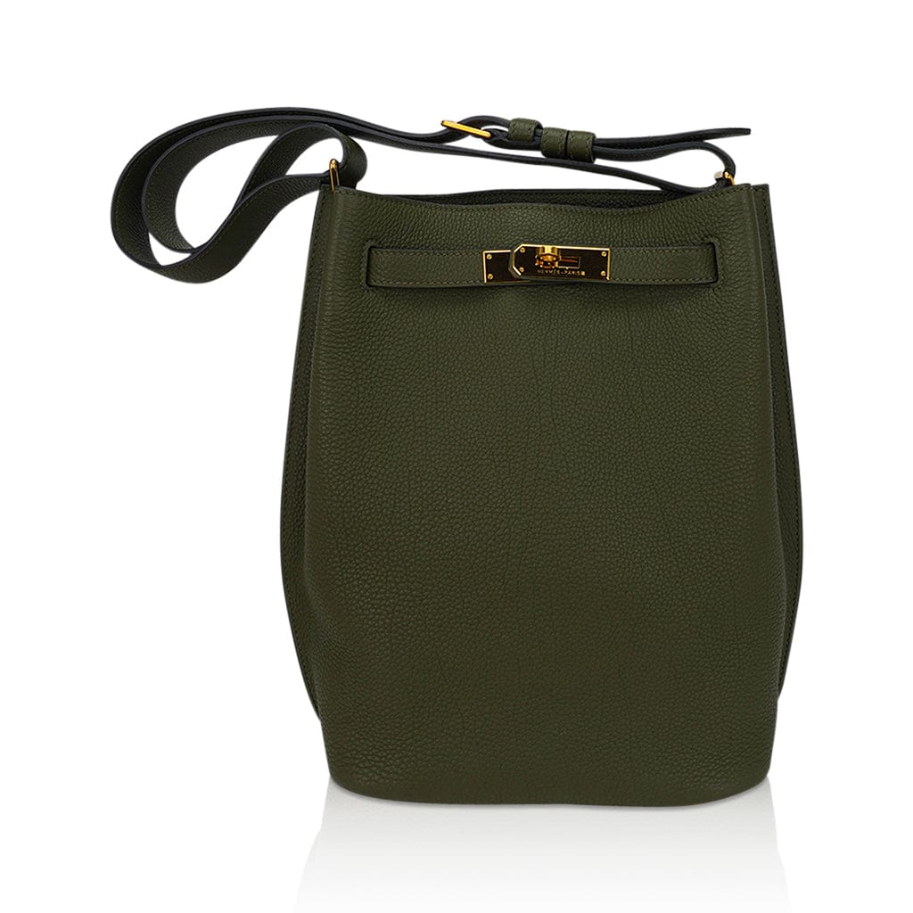 Hermes So Kelly 22 Vert Veronese Tote Shoulder Bag Gold Hardware Togo Leather