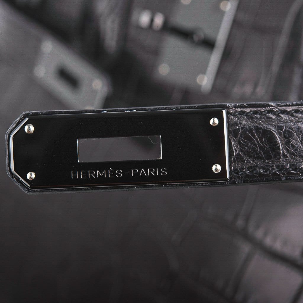 Hermes Limited Edition 35cm Matte So Black Nilo Crocodile Birkin