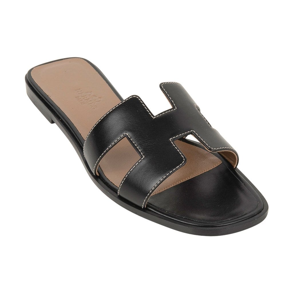 Hermes Shoes Flat Oran Sandal Black Calfskin White Top Stitch 37