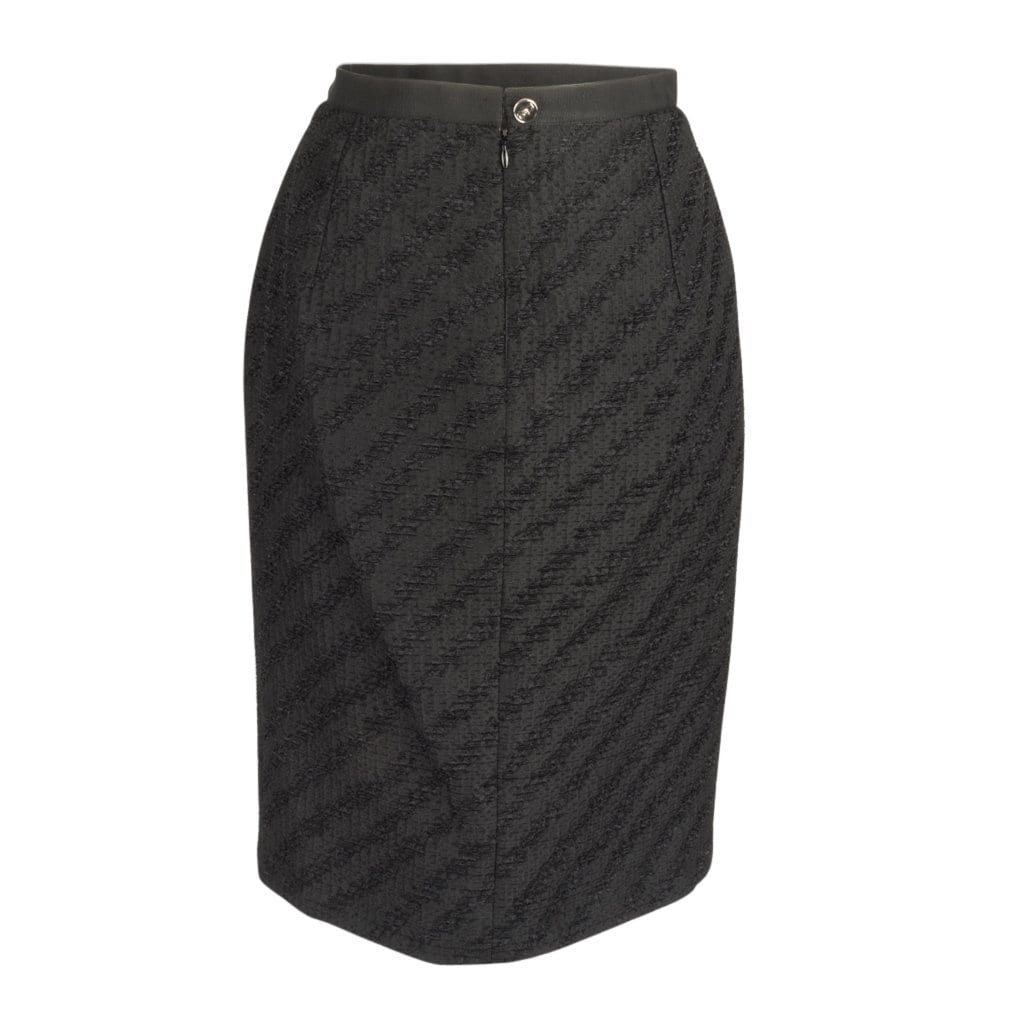 Dolce&Gabbana Skirt Suit Beautiful Black Fabric Scoop Neck Crop Sleeve 44 fits 8