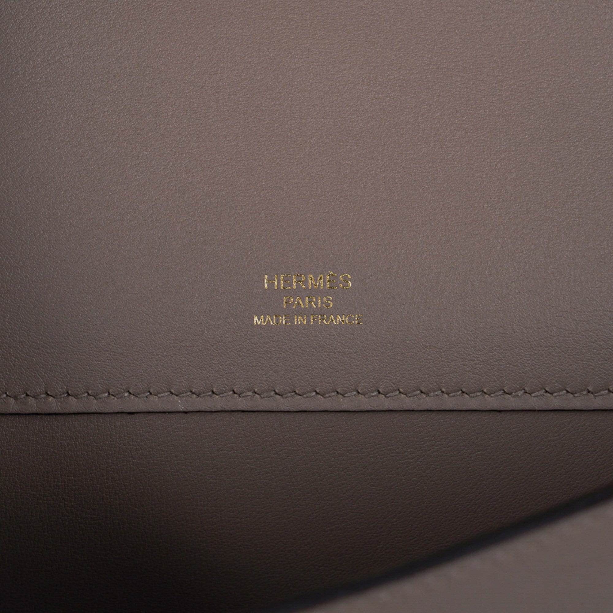Hermes Kelly Cut Bag Gris Asphalte Gray Clutch Swift Gold Hardware –  Mightychic