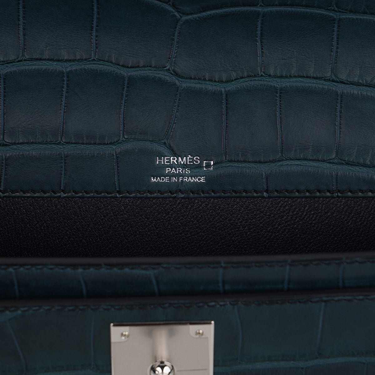 Hermès Kelly Depeches 25 Pouch In Vert Amande Epsom With Palladium Hardware  in Gray