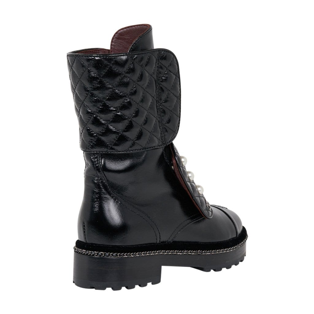 Just got Chanel 2023 lug sole ankle boots : r/DHgateRepSquad