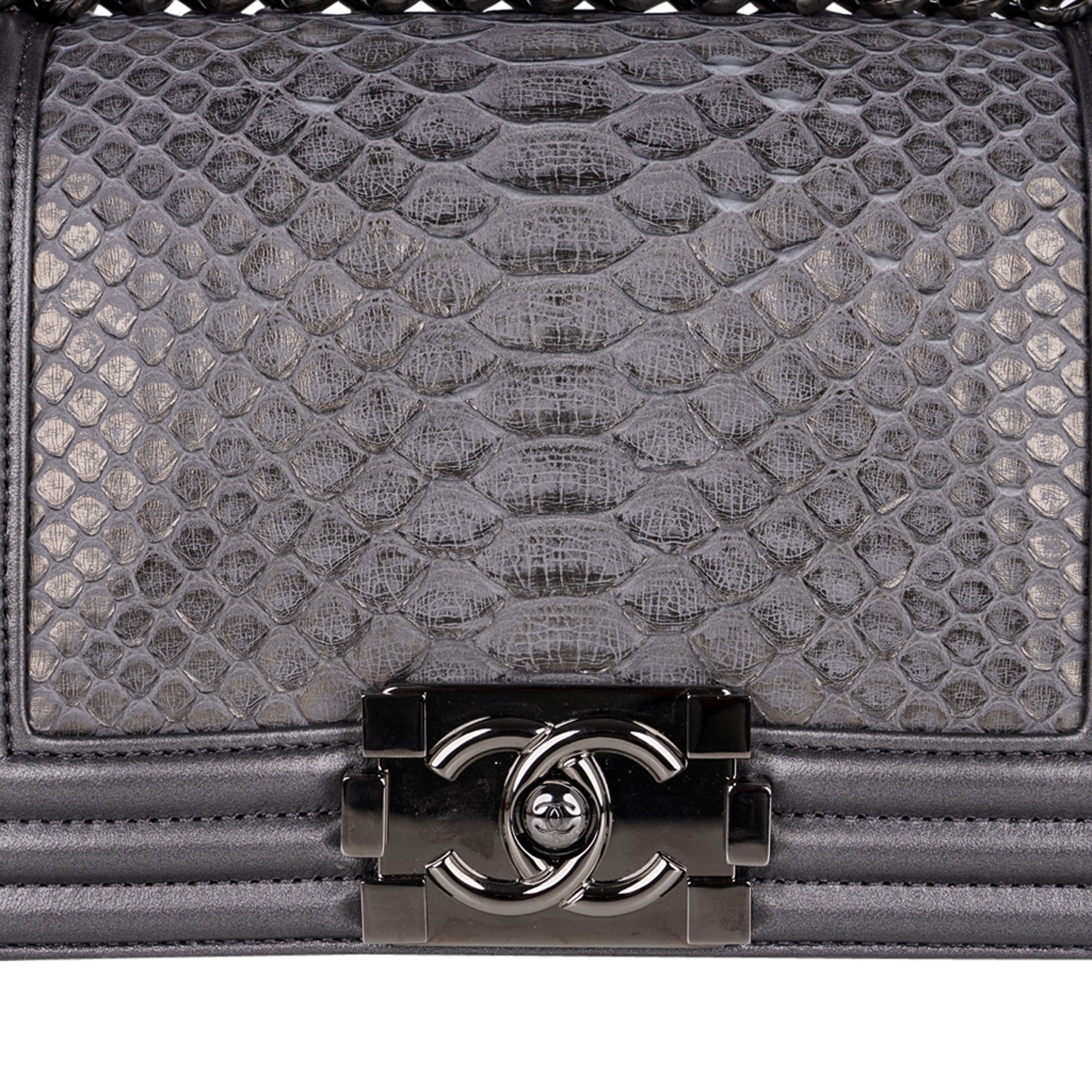 Chanel Boy Bag Silver Python / Leather Ruthenium Hardware Medium New w – Mightychic Chanel Boy Bag Silver Python / Leather Ruthenium Hardware Medium New W – Mightychic