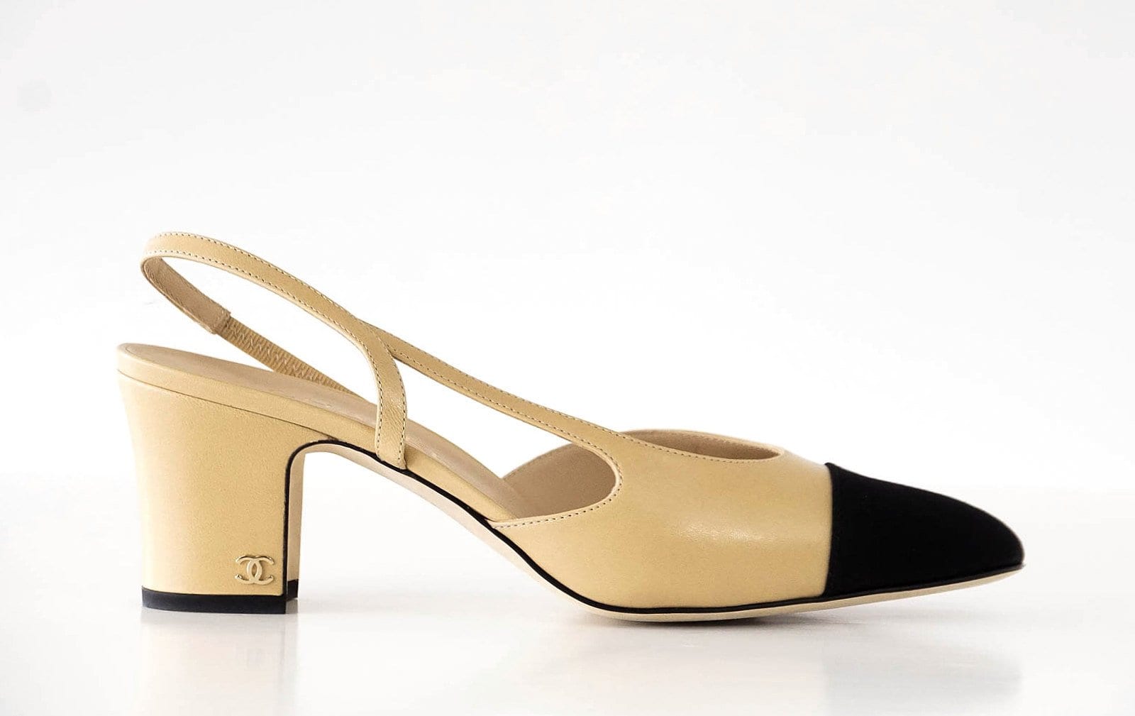 Chanel Shoe Mademoiselle Leather Camel Black Grosgrain 39.5 / 9.5