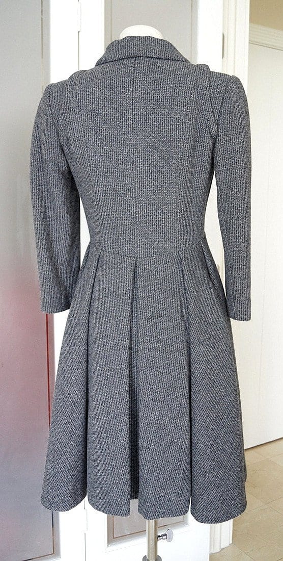 Chanel 06A Coat / Dress Gray Tweed 3/4 Sleeve Striking Rear Detail  nwt - mightychic