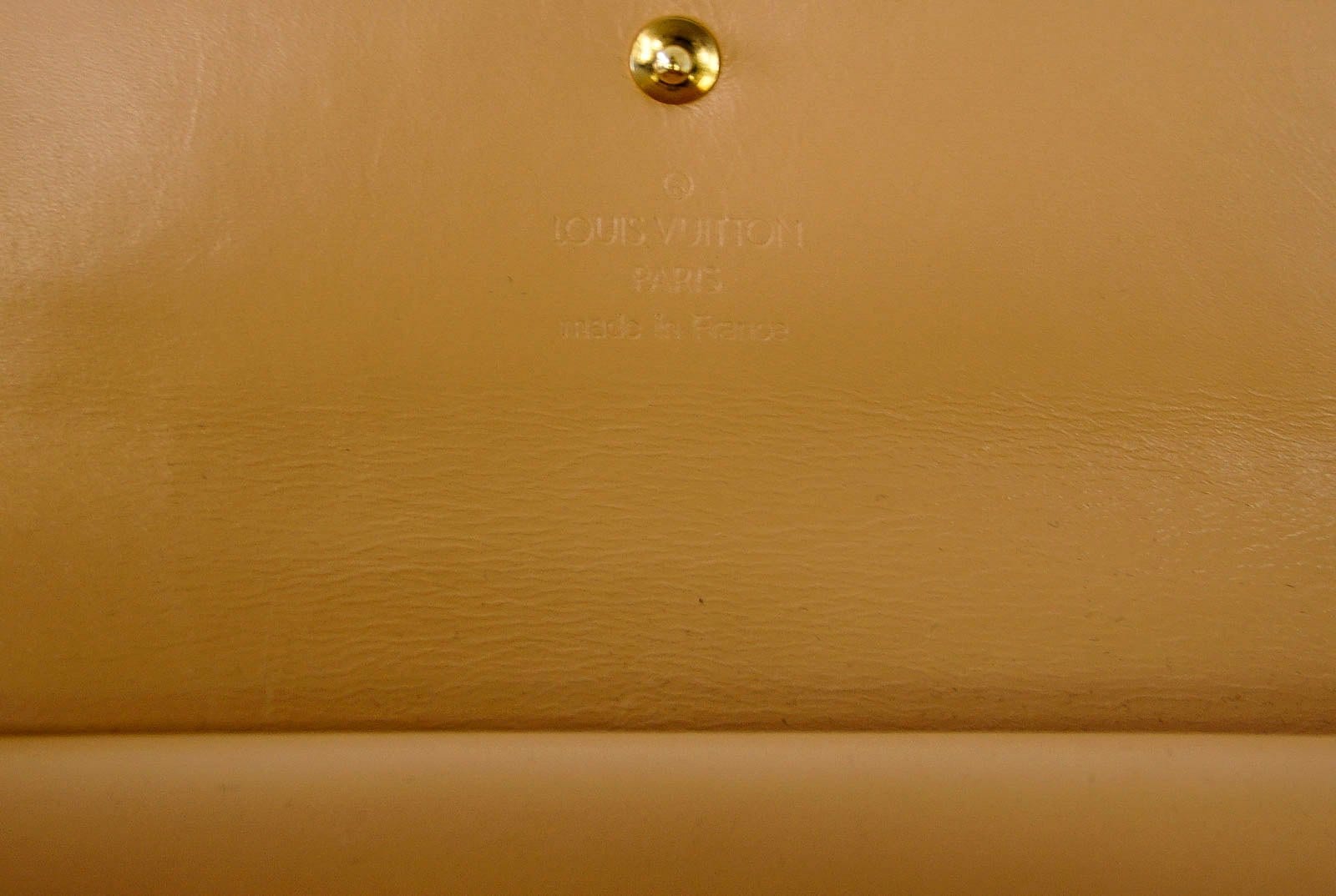 Louis Vuitton Porte Tresor International White Murakami Wallet - mightychic