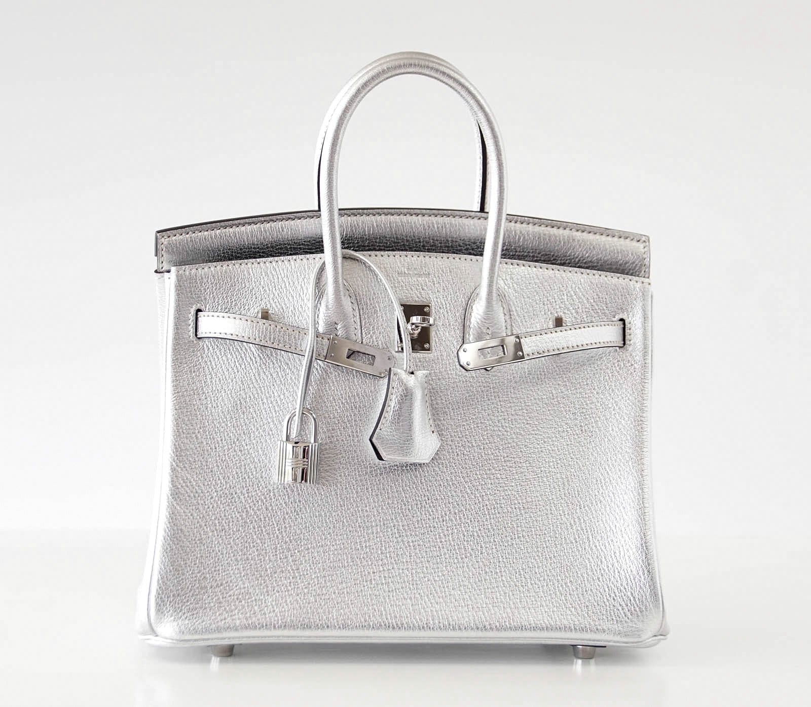 Hermès Authenticated Birkin 25 Leather Handbag