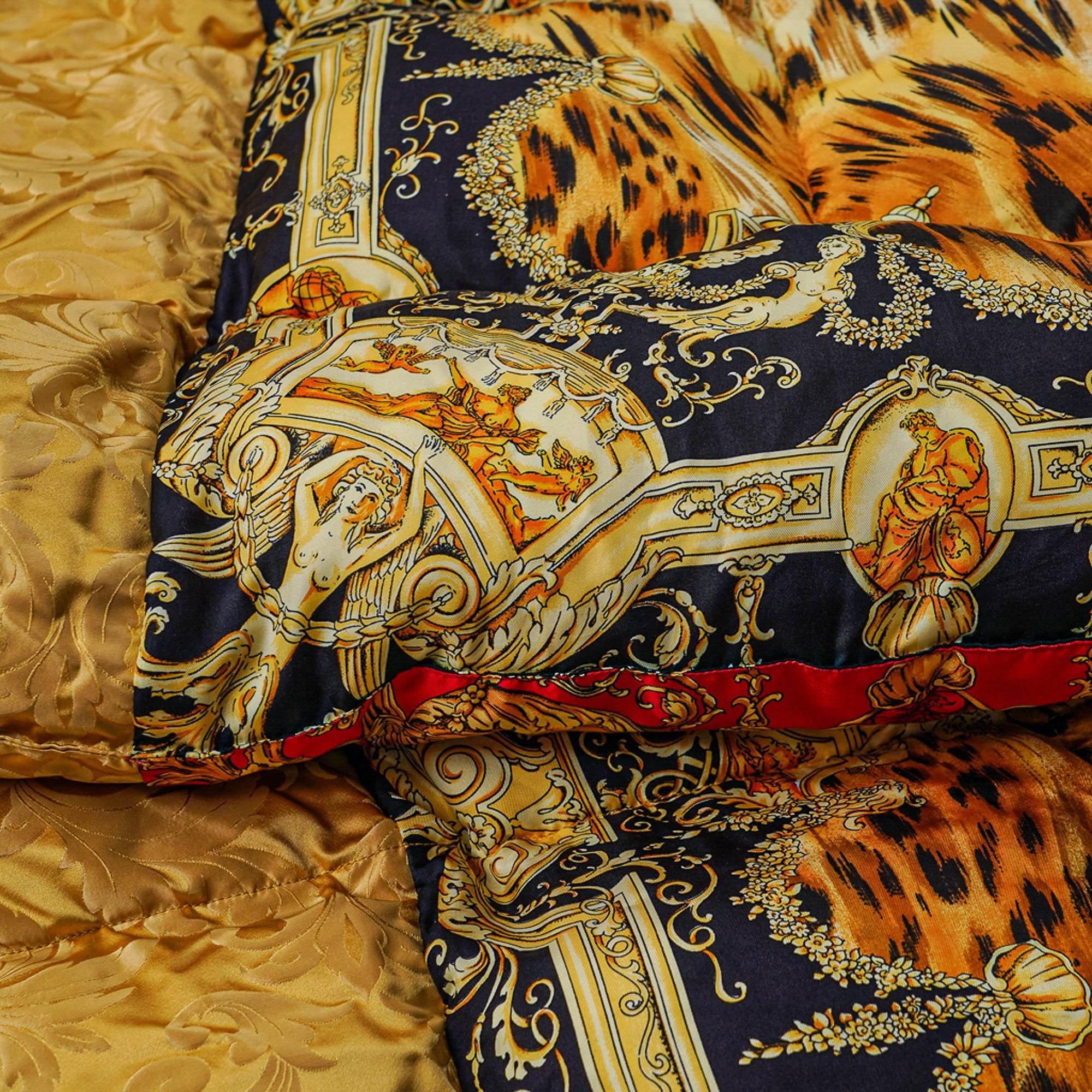 Gianni Versace Yellow Leopard Printed Silk Tie Versace