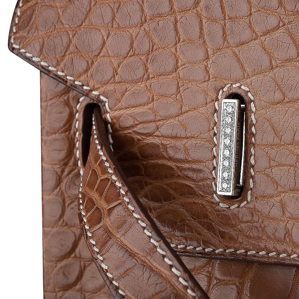 Hermès Birkin 30 Alligator Fauve Barenia Bag
