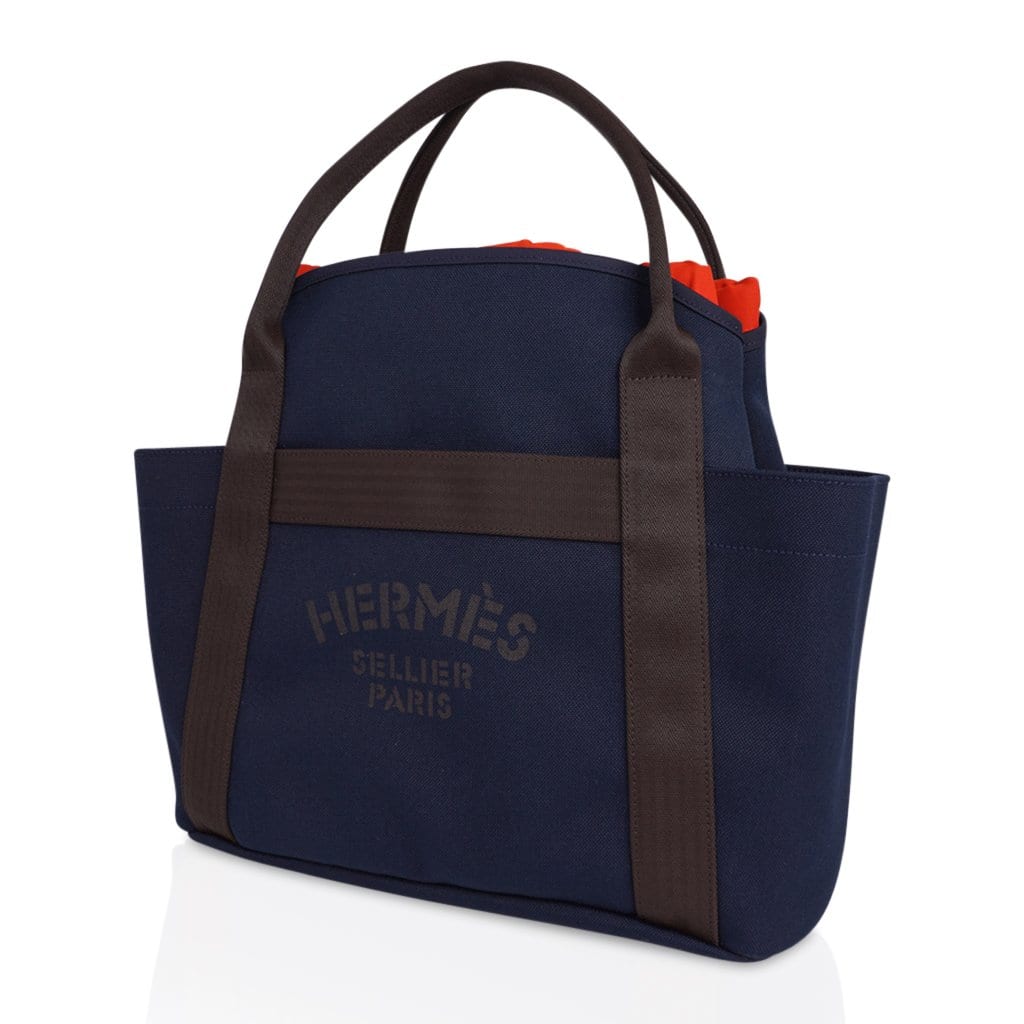 Hermes Tote Sac de Pansage Groom Boot and Helmet Bag Khaki / Feu New –  Mightychic