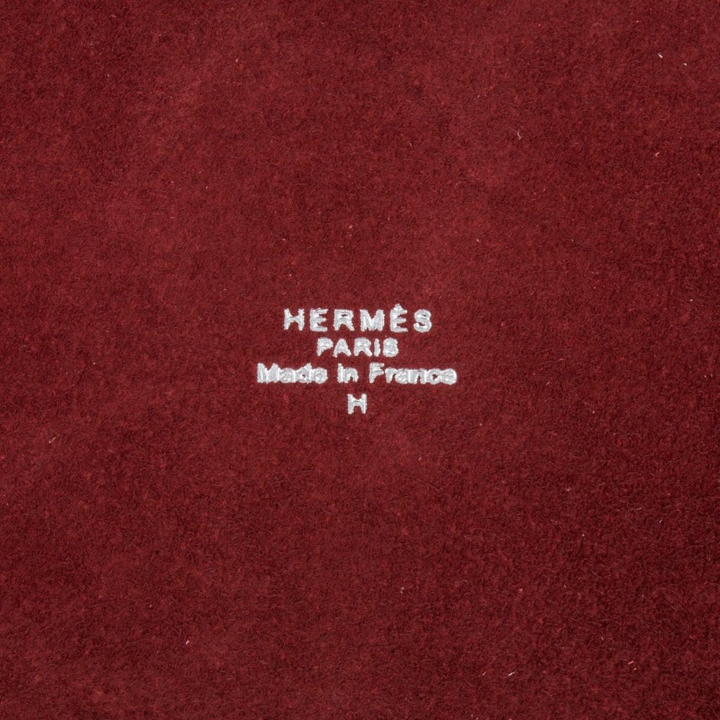 hermes h logo wallpaper