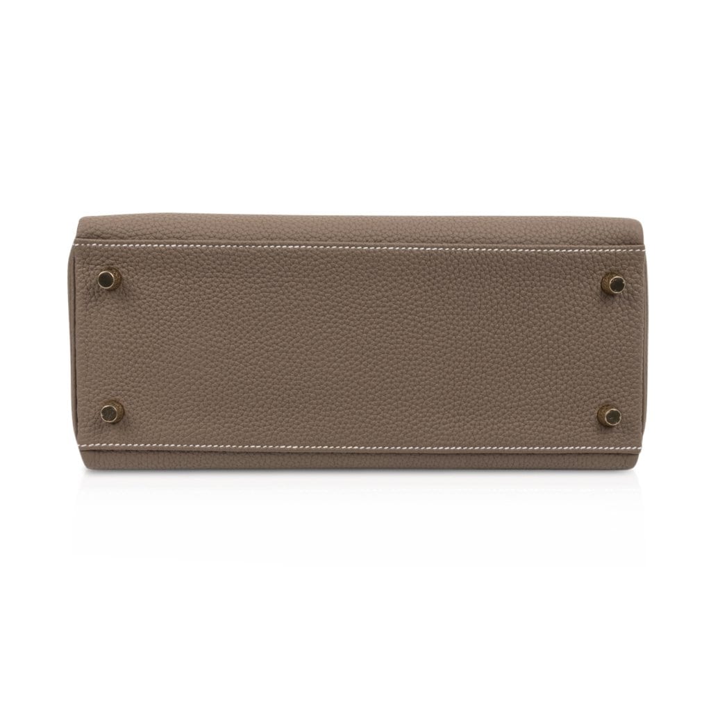 Hermes Personal Kelly bag 28 Retourne Craie/ Etoupe grey Togo leather Matt  gold hardware