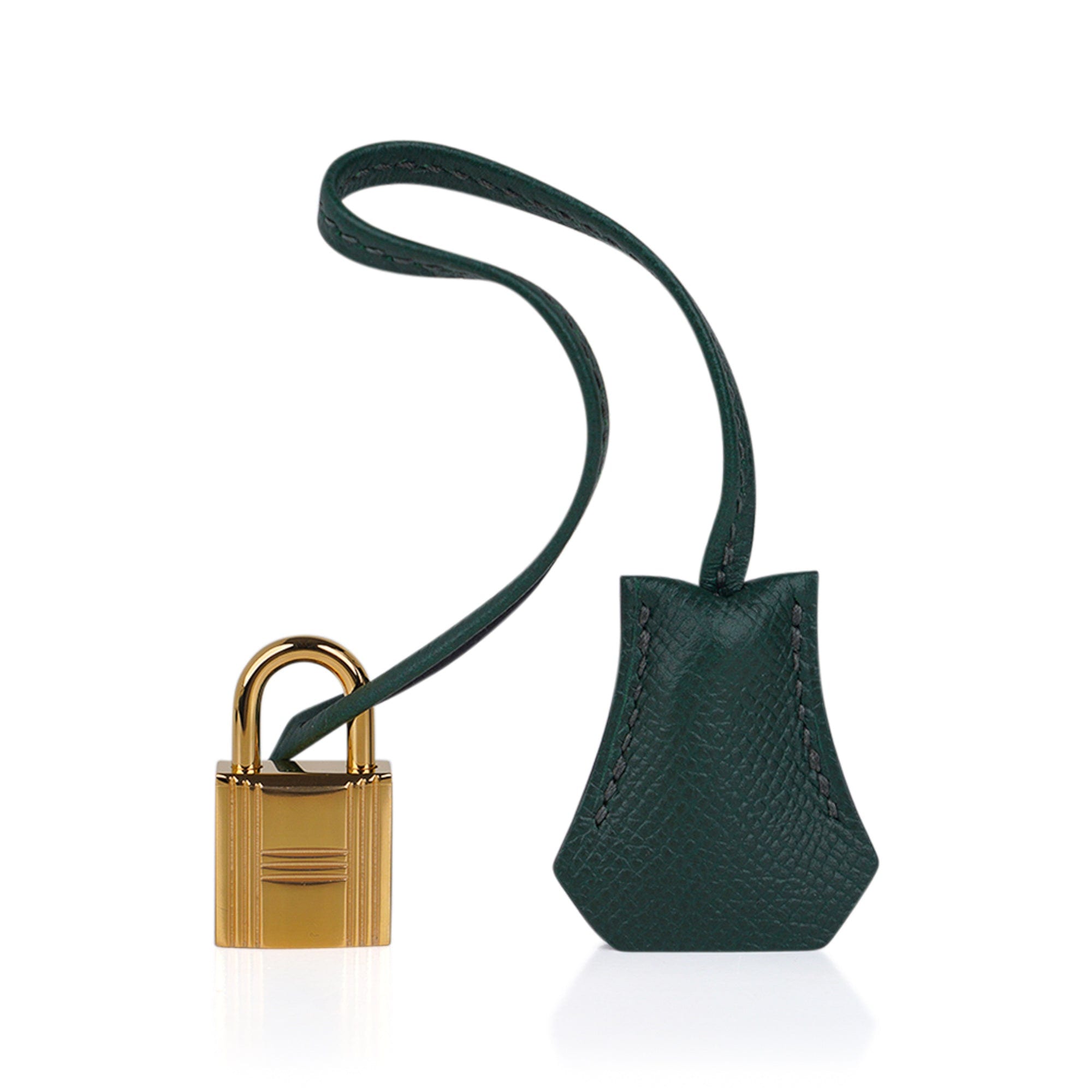 Hermès Kelly 28 cm Handbag in Vert de Gris Epsom Leather