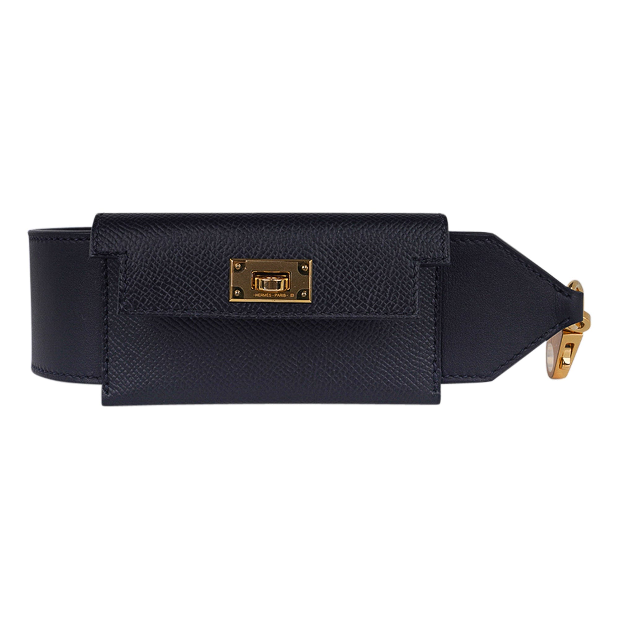 Hermès Epsom Kelly Casaque To Go Wallet - Black Crossbody Bags