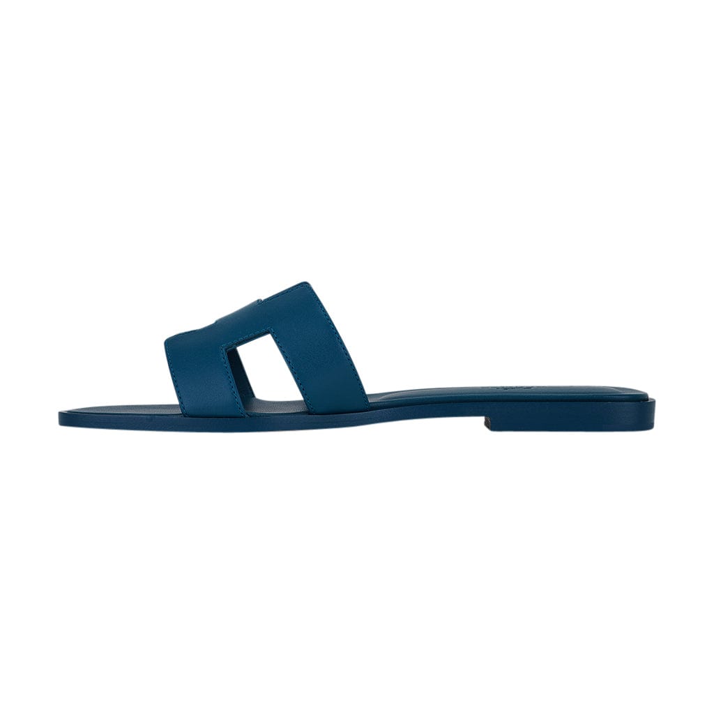 HERMES ORAN SANDAL In OSTRICH Very Limited Bleu Size 40/ 10US. NEW