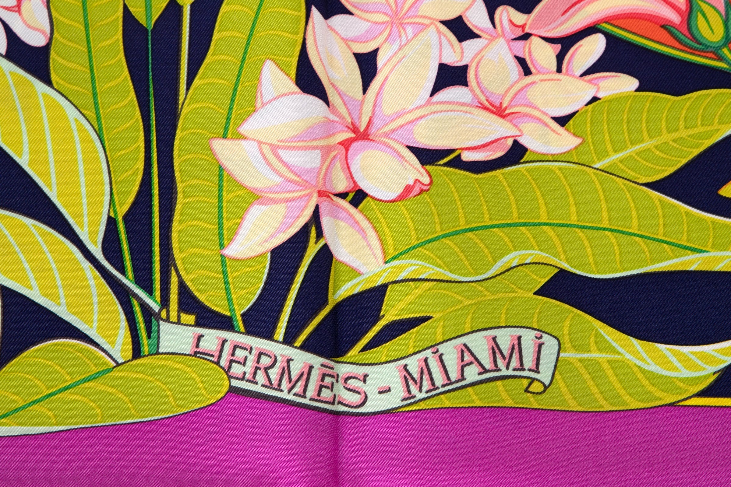 Hermes Pink Blue Twill Silk 90 cm 36 Flamingo Party Scarf Shawl