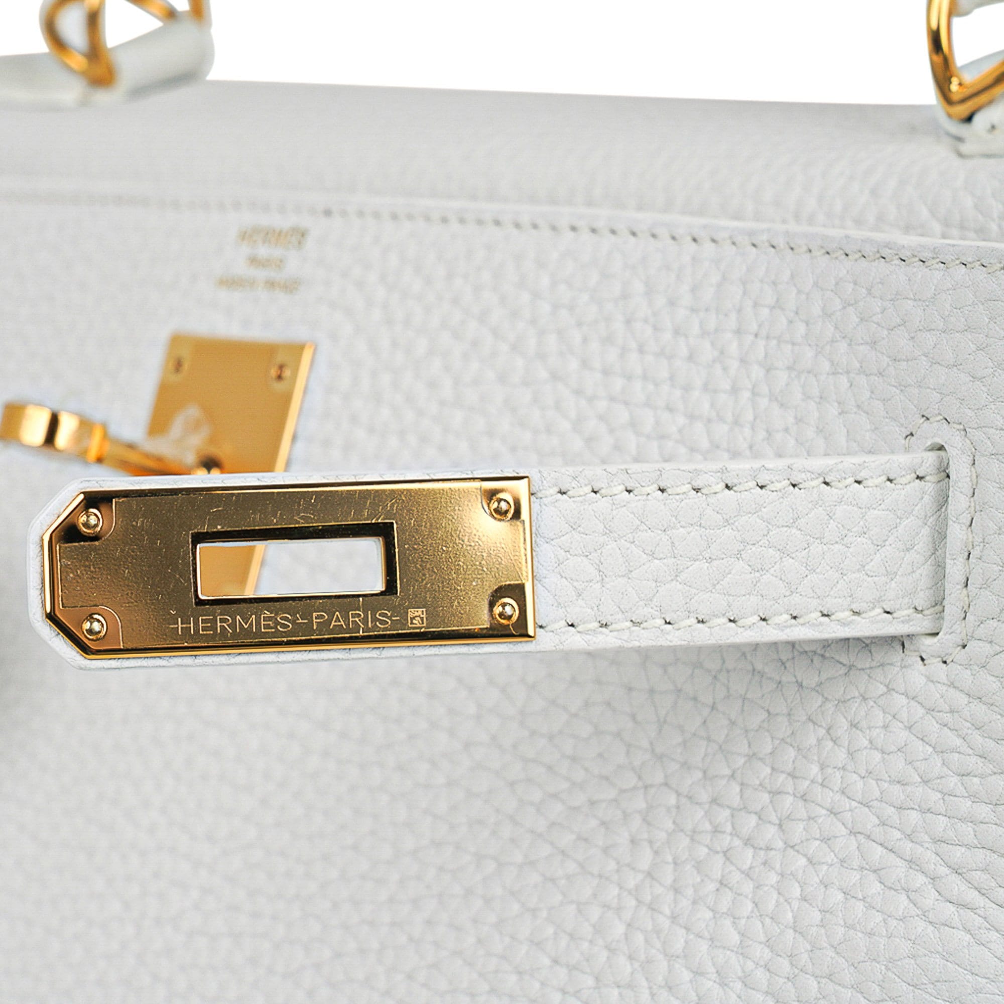 Kelly to go leather crossbody bag Hermès White in Leather - 28469121