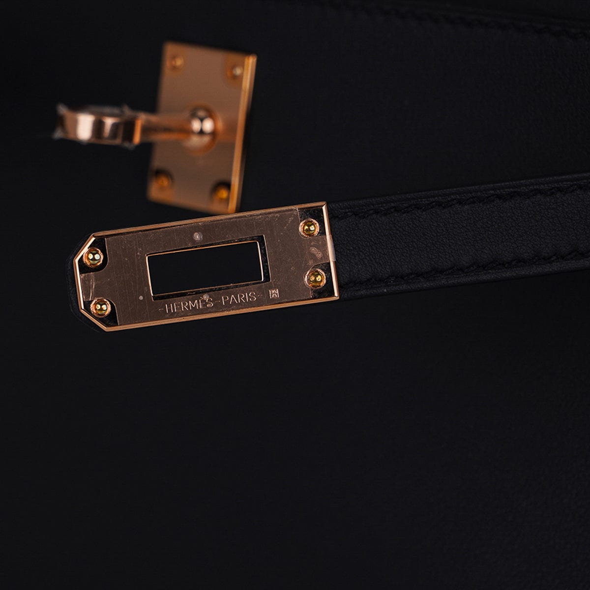 Hermès Black Ostrich Kelly Pochette Gold Hardware, 2019 Available
