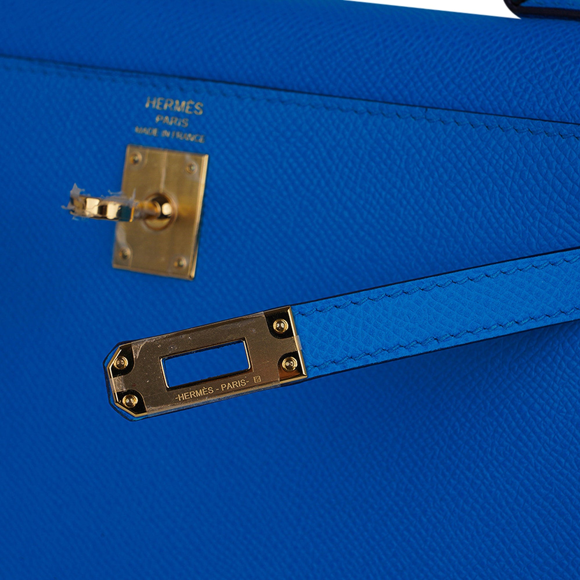 Hermès Kelly 25cm Sellier Veau Epsom 8U bleu glacier Platinum Hardware –  SukiLux
