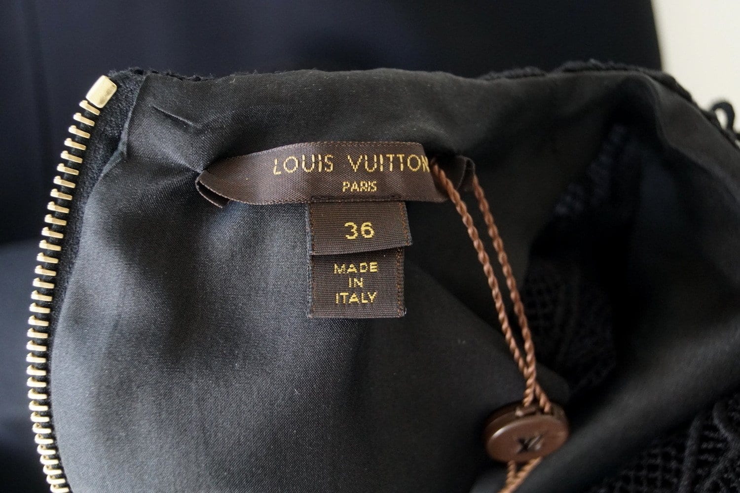 Louis Vuitton Black Short Sleeve Patch & Gold Zipper Detail Dress F  40/US 8