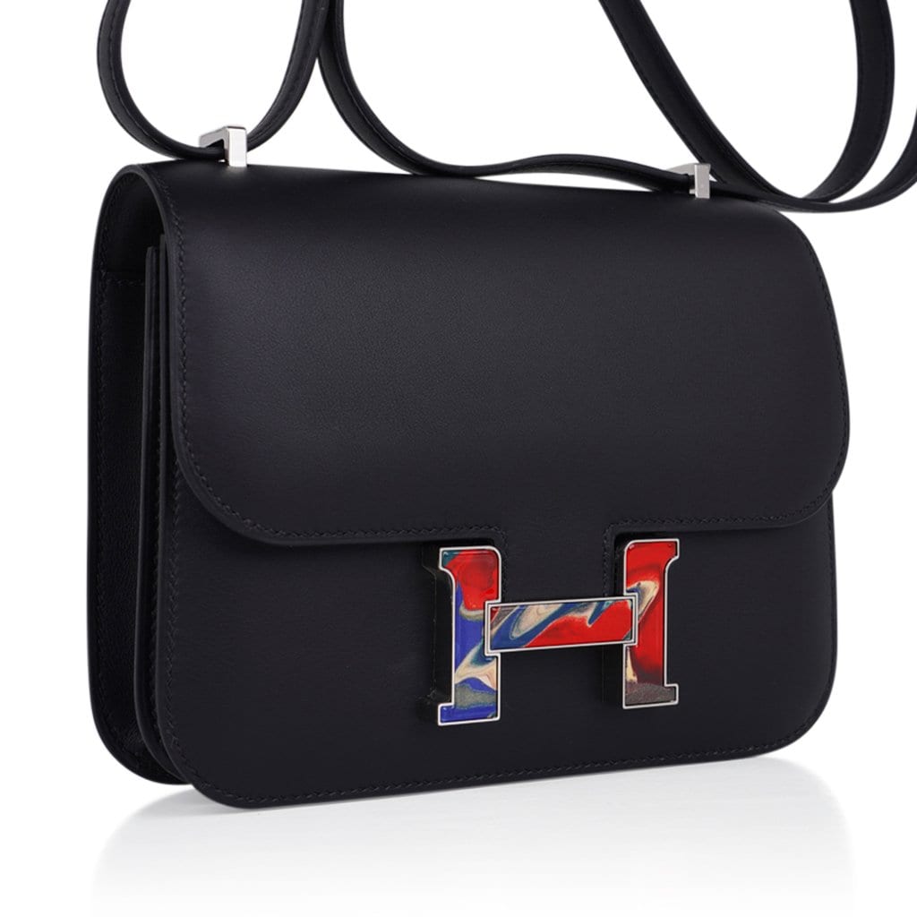 Hermes constance rouge  Crossbody bag outfit, Hermes crossbody