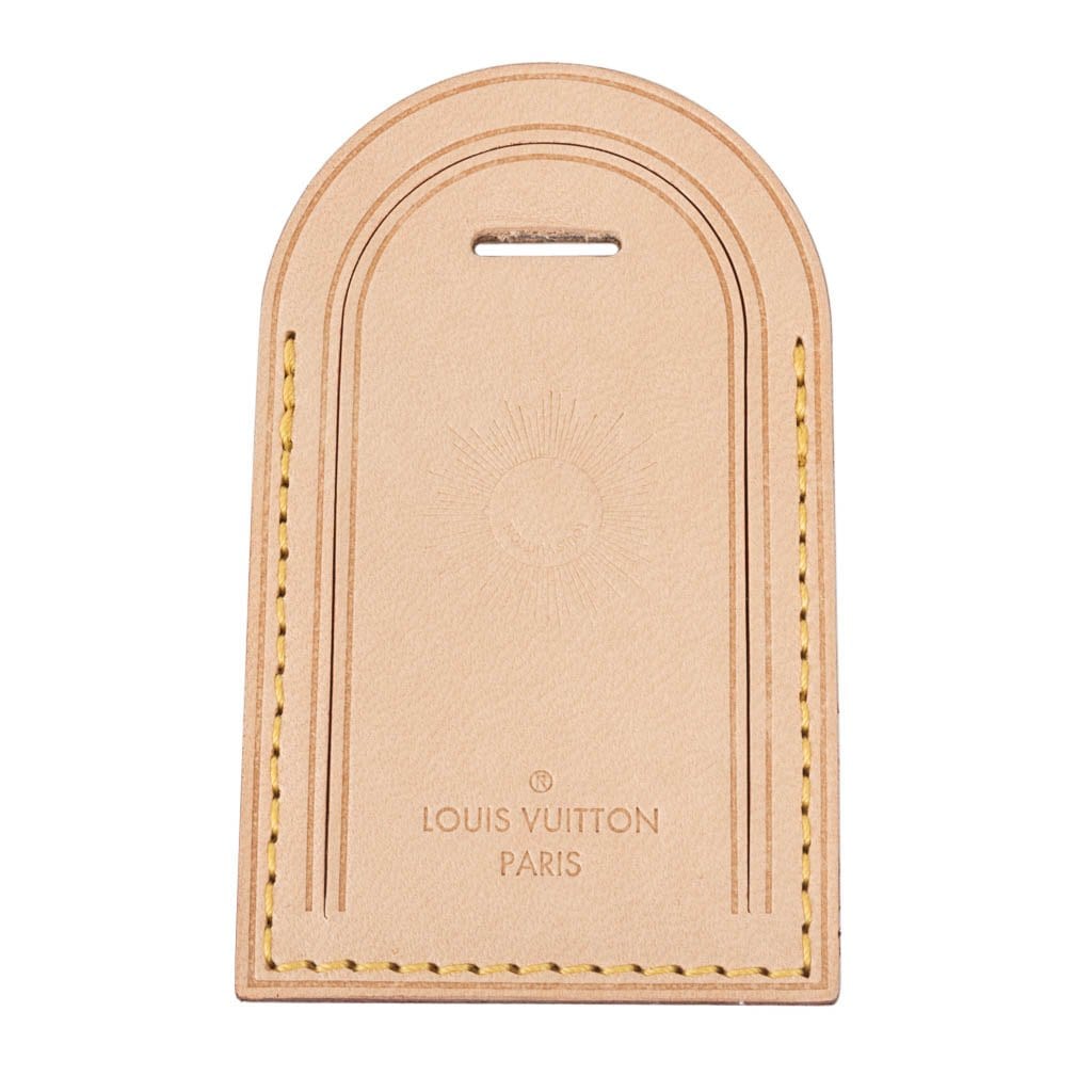 Louis Vuitton Large size vacchetta luggage tag hot stamped Paris sun Leather  ref.123842 - Joli Closet