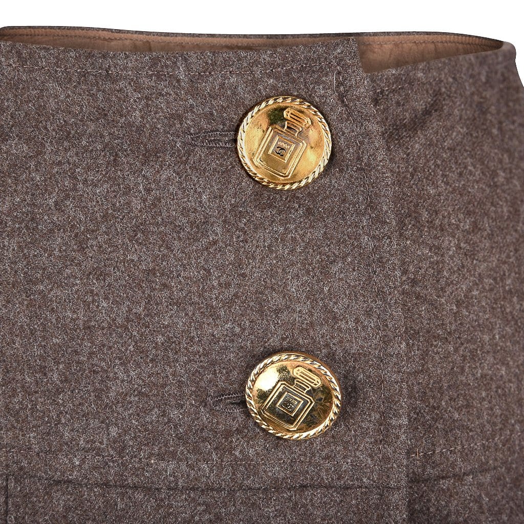 Vintage Brown Buttons