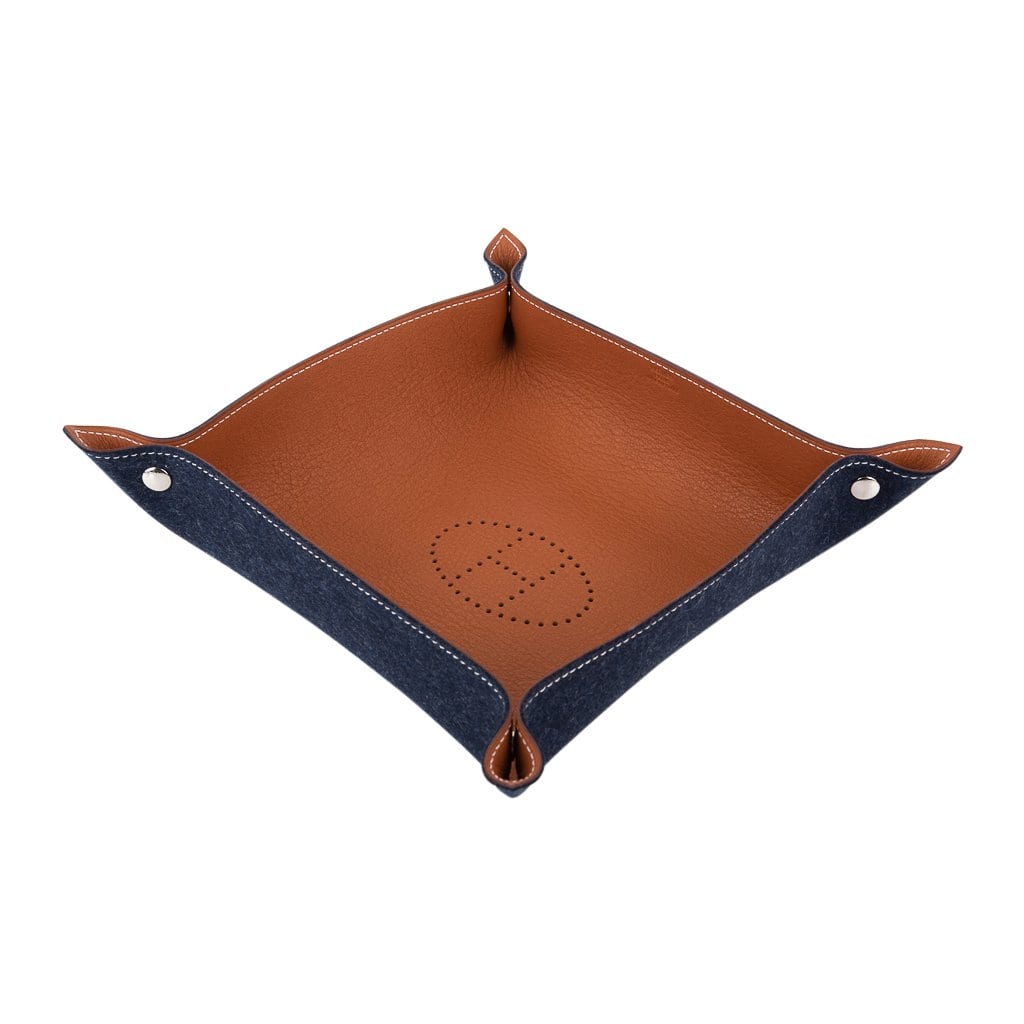 Hermes Change Tray Mises Et Relances Marine Feutre / Gold Clemence