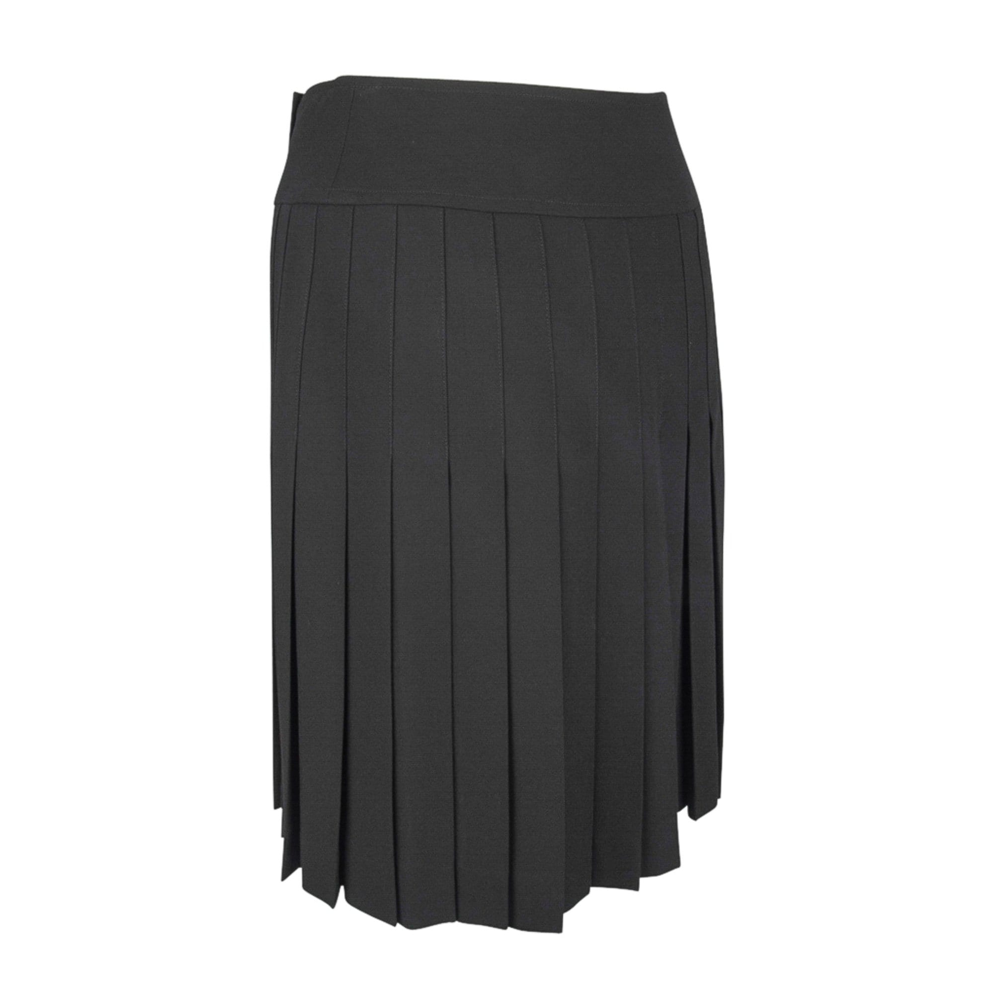 Chanel Vintage Pleated Skirt Size 40 / 6 | Mightychic